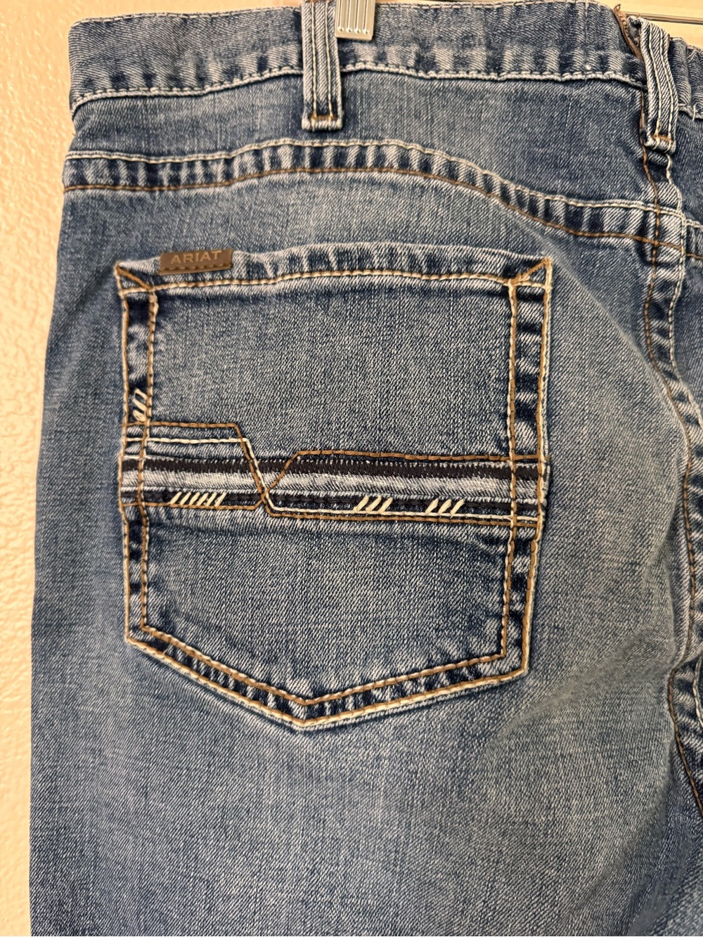 Ariat Men's M5 Stillwell Straight Leg Jeans 42 x 32 Fargo Wash - Picture 6 of 9